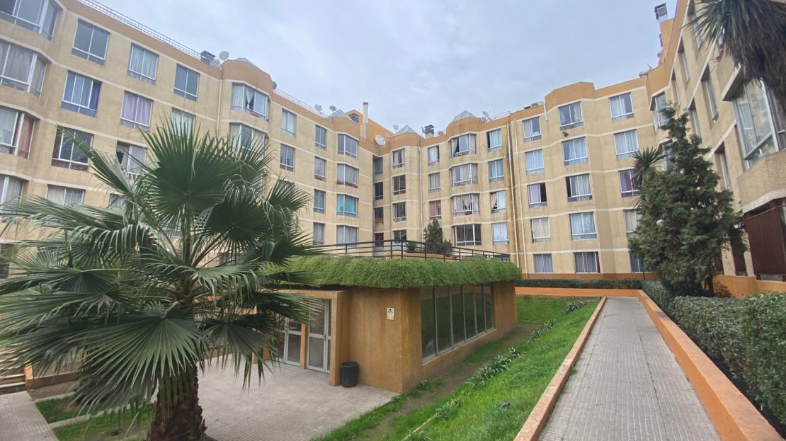 Departamento En Arriendo 2D 1B Rosas 2999 Santiago